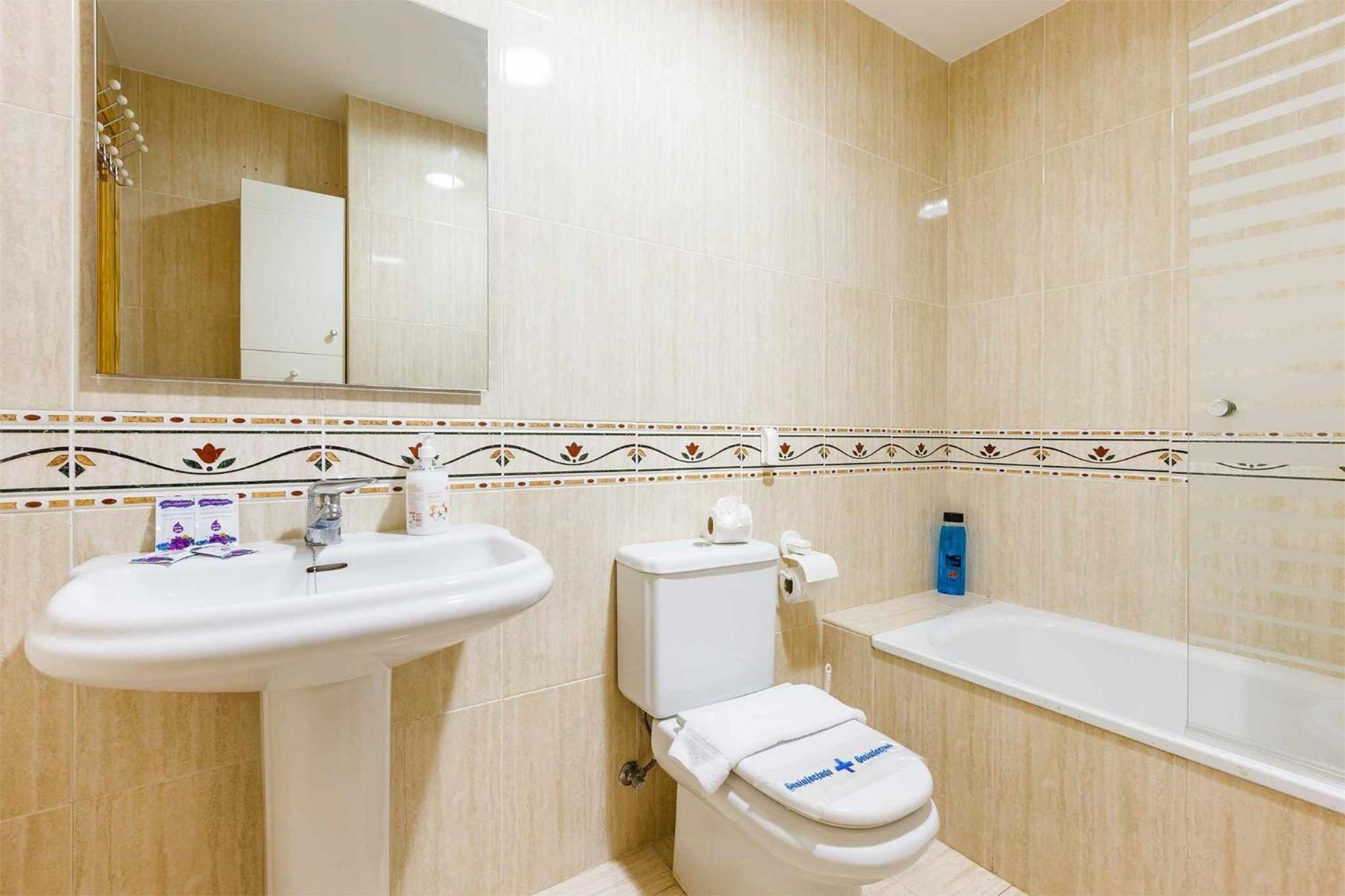 Apartamento Azucarera Playa Torre Del Mar Bagian luar foto