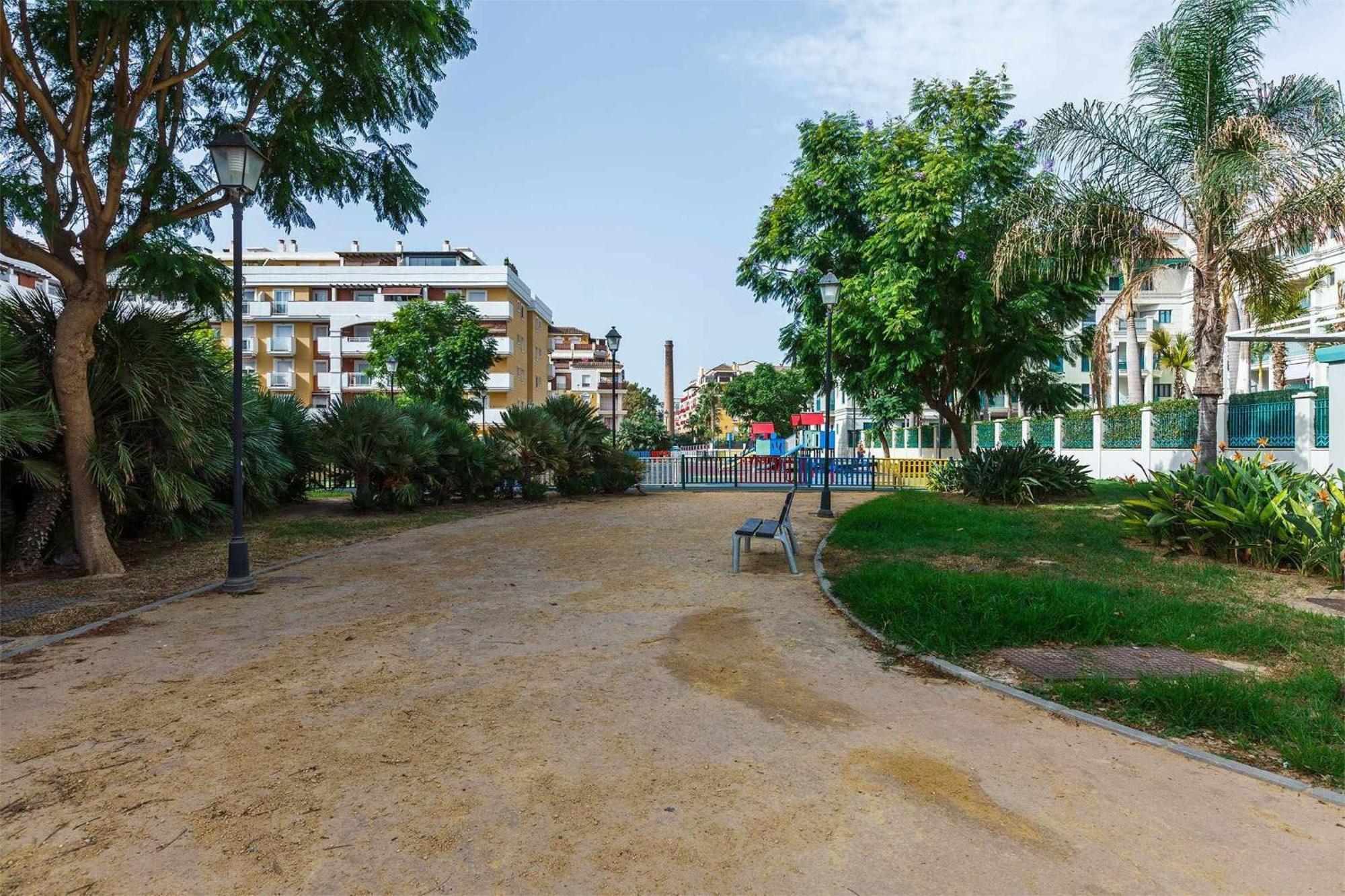 Apartamento Azucarera Playa Torre Del Mar Bagian luar foto