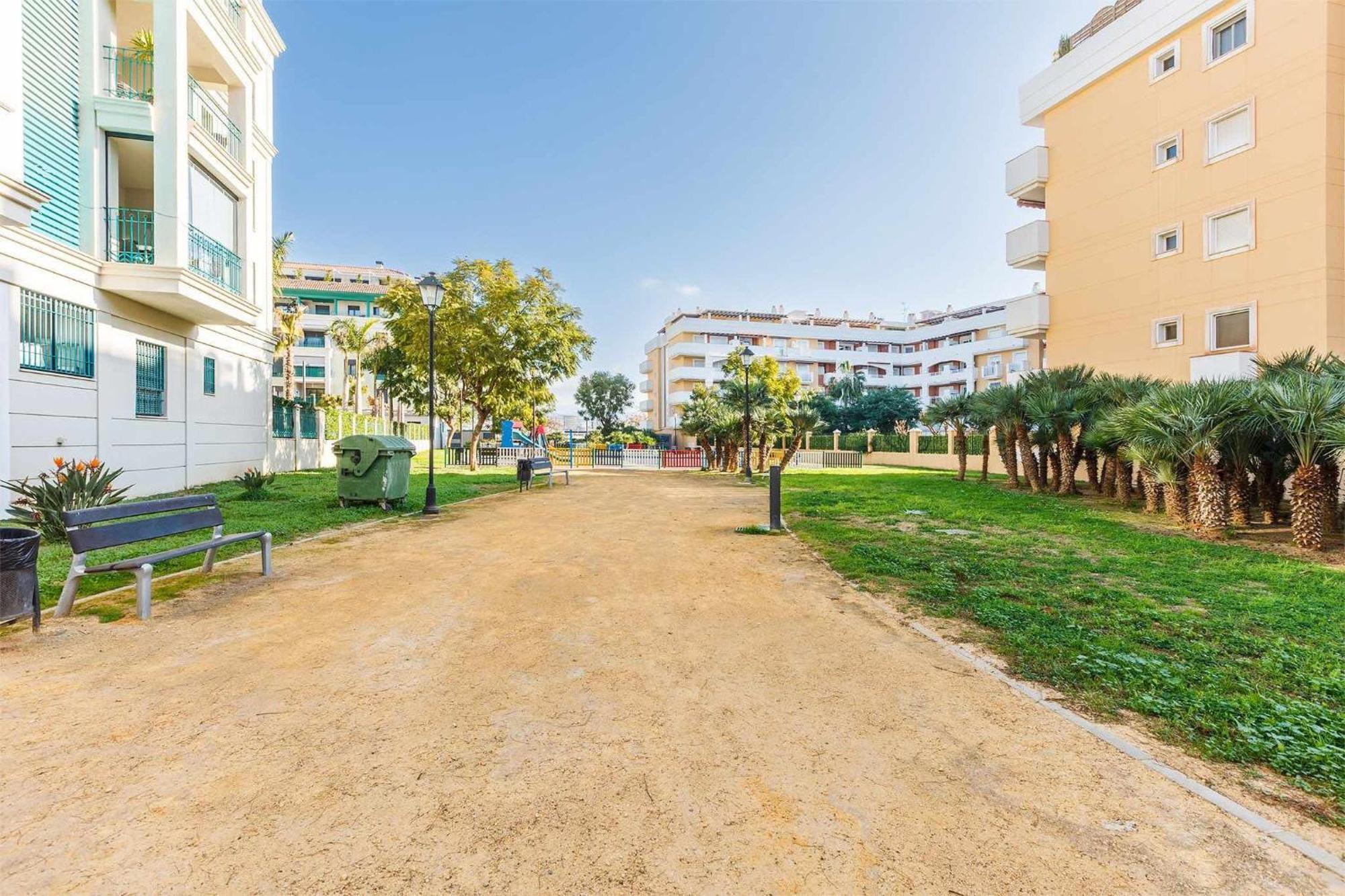 Apartamento Azucarera Playa Torre Del Mar Bagian luar foto